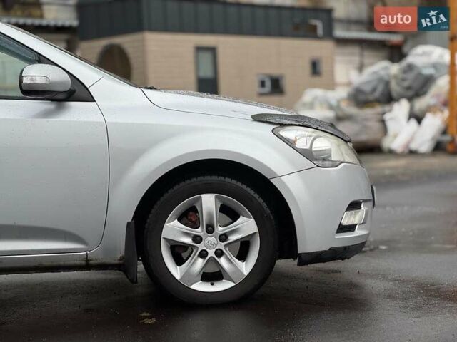 Серый Киа Сид, объемом двигателя 1.6 л и пробегом 224 тыс. км за 7490 $, фото 12 на Automoto.ua