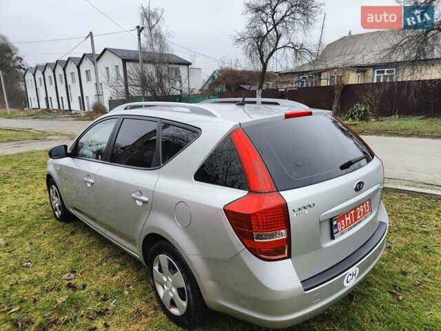 Серый Киа Сид, объемом двигателя 1.4 л и пробегом 211 тыс. км за 6550 $, фото 7 на Automoto.ua