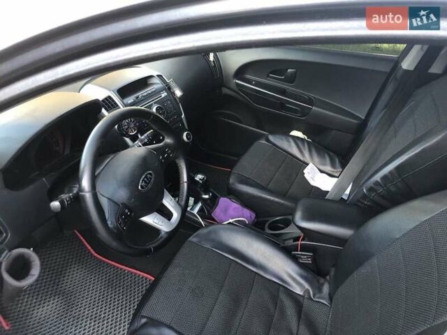Сірий Кіа Сід, об'ємом двигуна 1.6 л та пробігом 225 тис. км за 6000 $, фото 3 на Automoto.ua
