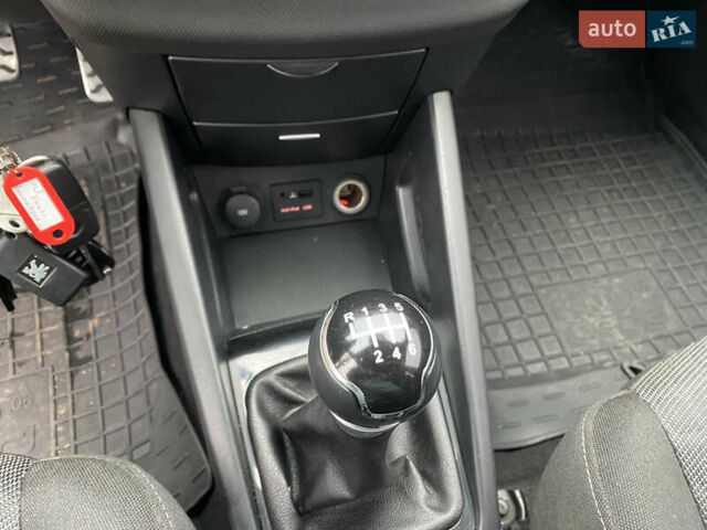 Серый Киа Сид, объемом двигателя 1.58 л и пробегом 204 тыс. км за 6299 $, фото 26 на Automoto.ua