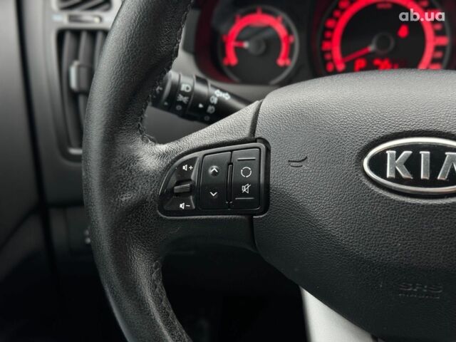 Серый Киа Сид, объемом двигателя 1.6 л и пробегом 224 тыс. км за 7490 $, фото 30 на Automoto.ua