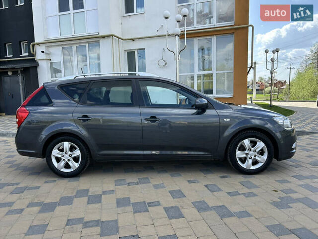 Сірий Кіа Сід, об'ємом двигуна 1.4 л та пробігом 221 тис. км за 6650 $, фото 17 на Automoto.ua