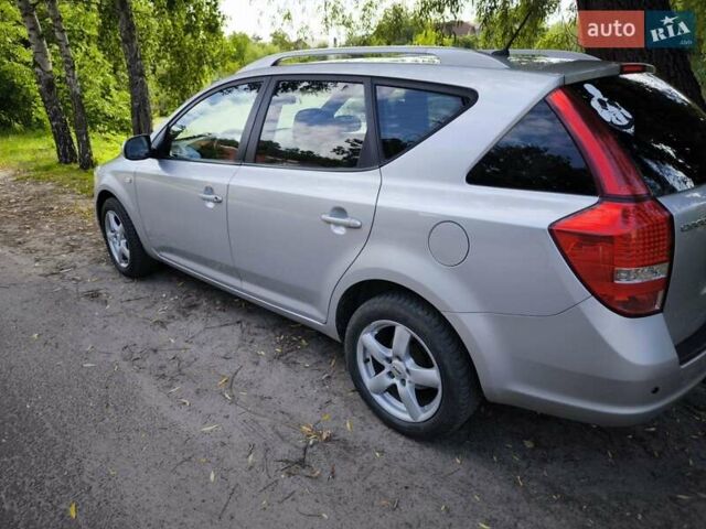 Сірий Кіа Сід, об'ємом двигуна 1.4 л та пробігом 204 тис. км за 6100 $, фото 15 на Automoto.ua