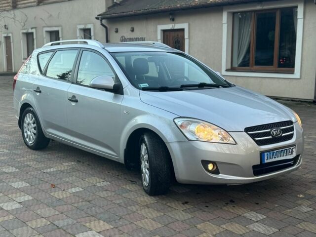 Серый Киа Сид, объемом двигателя 2 л и пробегом 297 тыс. км за 3750 $, фото 1 на Automoto.ua