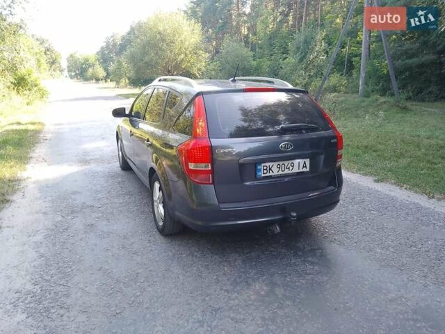 Сірий Кіа Сід, об'ємом двигуна 1.6 л та пробігом 210 тис. км за 6600 $, фото 14 на Automoto.ua