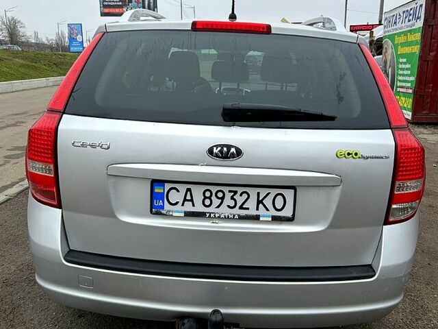 Сірий Кіа Сід, об'ємом двигуна 16 л та пробігом 229 тис. км за 6500 $, фото 5 на Automoto.ua