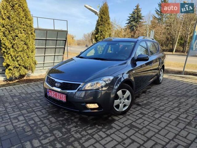 Серый Киа Сид, объемом двигателя 1.4 л и пробегом 146 тыс. км за 5999 $, фото 13 на Automoto.ua