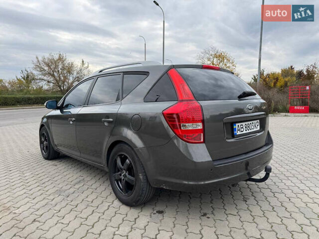Серый Киа Сид, объемом двигателя 1.6 л и пробегом 276 тыс. км за 6700 $, фото 14 на Automoto.ua