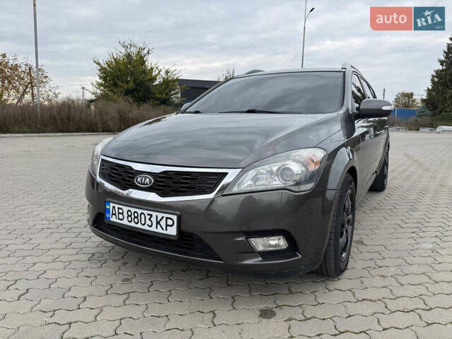 Серый Киа Сид, объемом двигателя 1.6 л и пробегом 276 тыс. км за 6700 $, фото 18 на Automoto.ua
