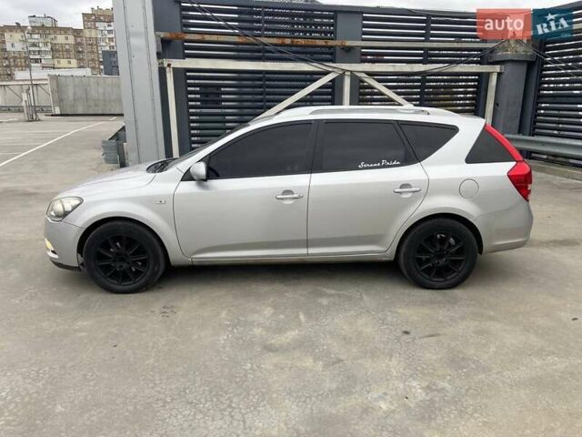 Сірий Кіа Сід, об'ємом двигуна 1.58 л та пробігом 263 тис. км за 5999 $, фото 9 на Automoto.ua