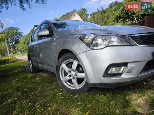 Сірий Кіа Сід, об'ємом двигуна 1.4 л та пробігом 204 тис. км за 6100 $, фото 7 на Automoto.ua