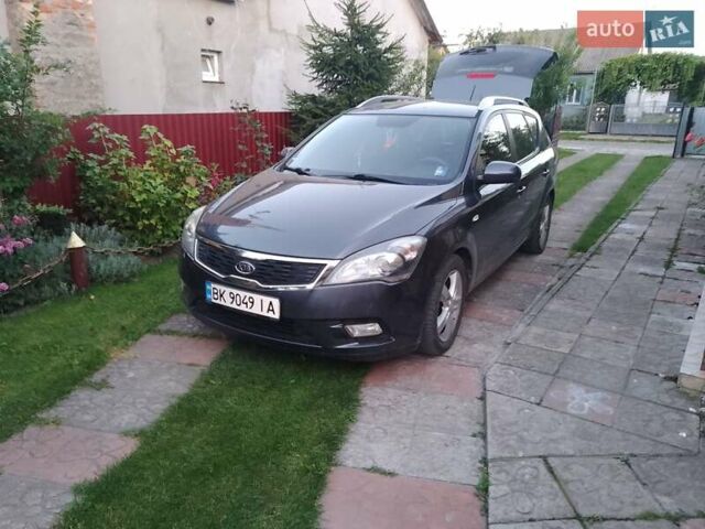 Сірий Кіа Сід, об'ємом двигуна 1.6 л та пробігом 210 тис. км за 6600 $, фото 15 на Automoto.ua