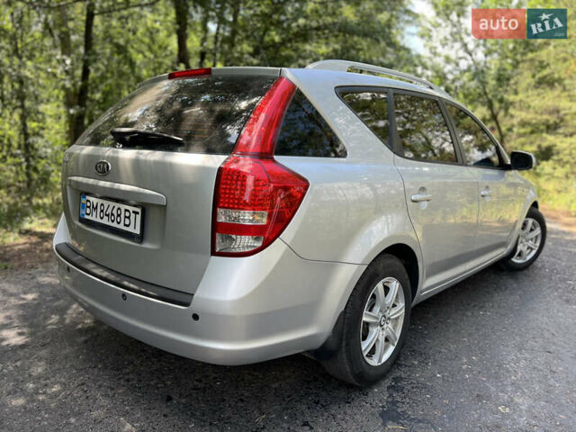 Серый Киа Сид, объемом двигателя 1.4 л и пробегом 234 тыс. км за 6000 $, фото 4 на Automoto.ua