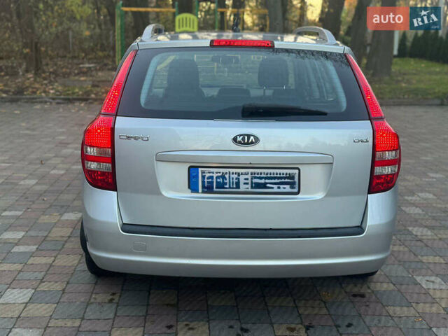 Серый Киа Сид, объемом двигателя 2.02 л и пробегом 297 тыс. км за 3650 $, фото 7 на Automoto.ua