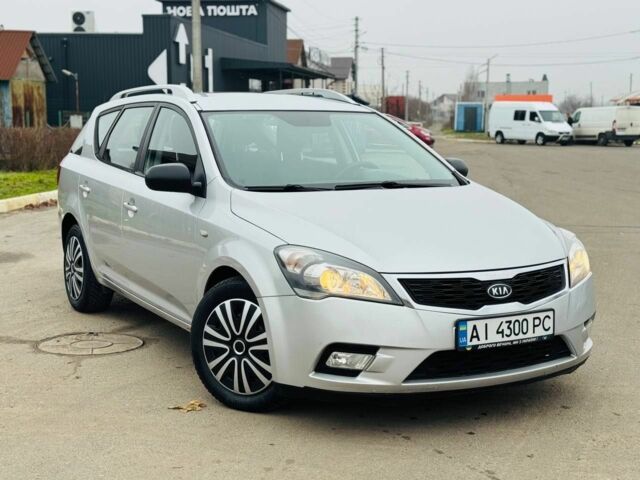 Серый Киа Сид, объемом двигателя 1.4 л и пробегом 157 тыс. км за 5700 $, фото 2 на Automoto.ua