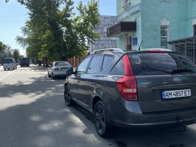 Сірий Кіа Сід, об'ємом двигуна 1.6 л та пробігом 282 тис. км за 6600 $, фото 2 на Automoto.ua