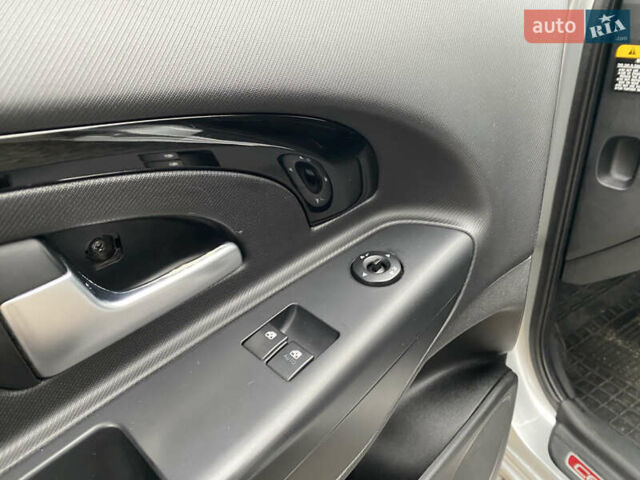 Серый Киа Сид, объемом двигателя 1.58 л и пробегом 204 тыс. км за 6299 $, фото 16 на Automoto.ua