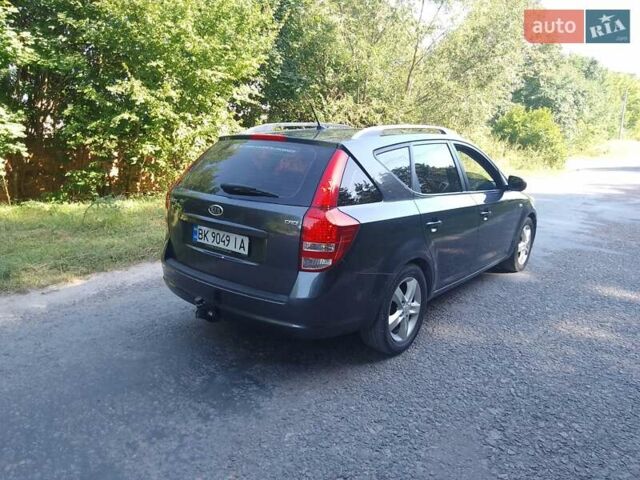 Сірий Кіа Сід, об'ємом двигуна 1.6 л та пробігом 210 тис. км за 6600 $, фото 6 на Automoto.ua