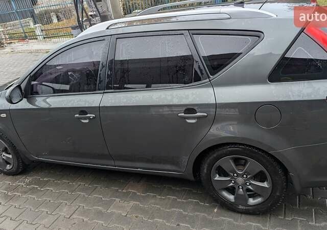 Сірий Кіа Сід, об'ємом двигуна 0 л та пробігом 263 тис. км за 6499 $, фото 1 на Automoto.ua