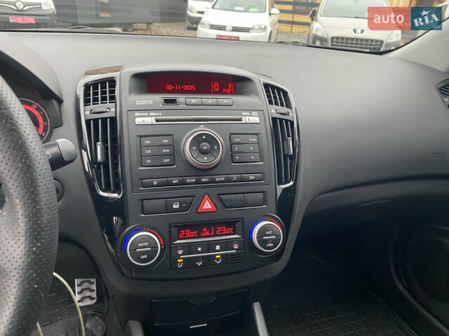 Серый Киа Сид, объемом двигателя 1.58 л и пробегом 204 тыс. км за 6299 $, фото 24 на Automoto.ua