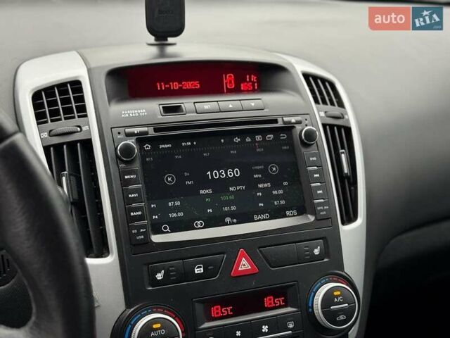 Серый Киа Сид, объемом двигателя 1.6 л и пробегом 224 тыс. км за 7490 $, фото 25 на Automoto.ua