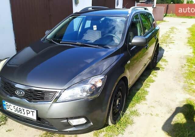 Сірий Кіа Сід, об'ємом двигуна 1.58 л та пробігом 246 тис. км за 6500 $, фото 1 на Automoto.ua