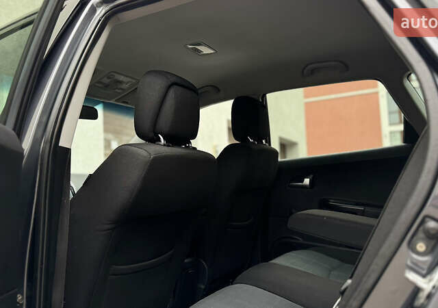 Серый Киа Сид, объемом двигателя 1.6 л и пробегом 263 тыс. км за 6750 $, фото 28 на Automoto.ua