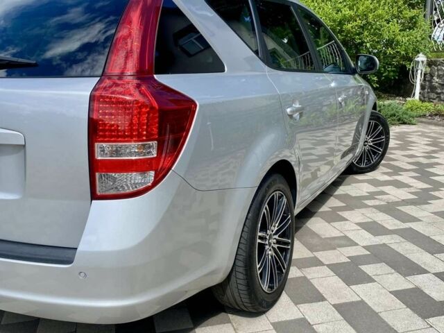 Серый Киа Сид, объемом двигателя 1.4 л и пробегом 161 тыс. км за 6750 $, фото 8 на Automoto.ua