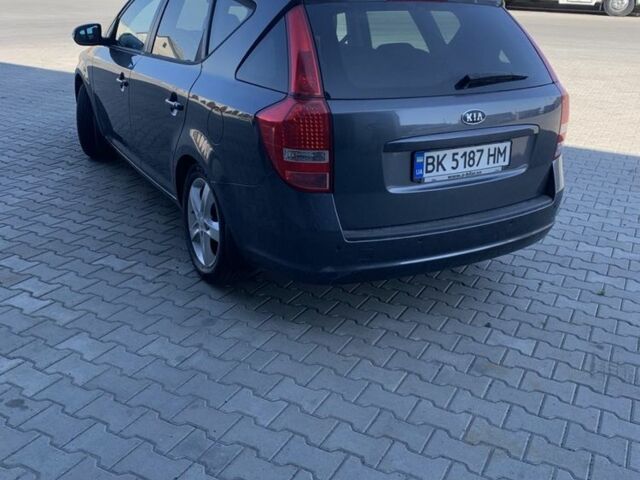 Сірий Кіа Сід, об'ємом двигуна 1.6 л та пробігом 240 тис. км за 5767 $, фото 3 на Automoto.ua