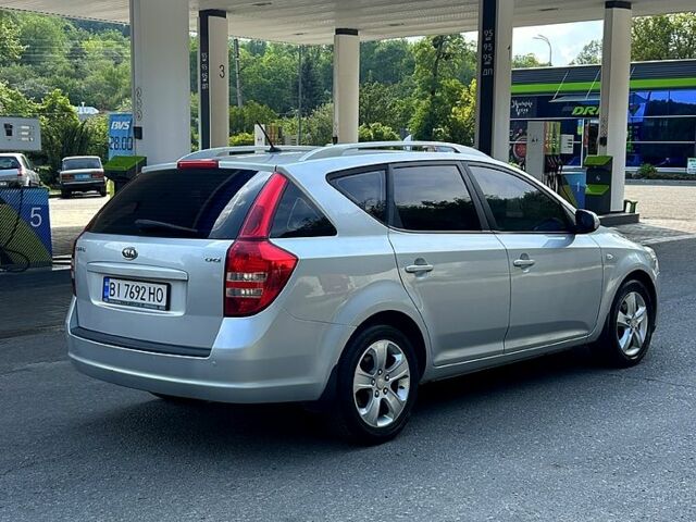Сірий Кіа Сід, об'ємом двигуна 1.6 л та пробігом 270 тис. км за 7000 $, фото 2 на Automoto.ua