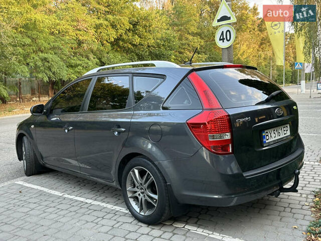 Сірий Кіа Сід, об'ємом двигуна 1.58 л та пробігом 262 тис. км за 6900 $, фото 12 на Automoto.ua