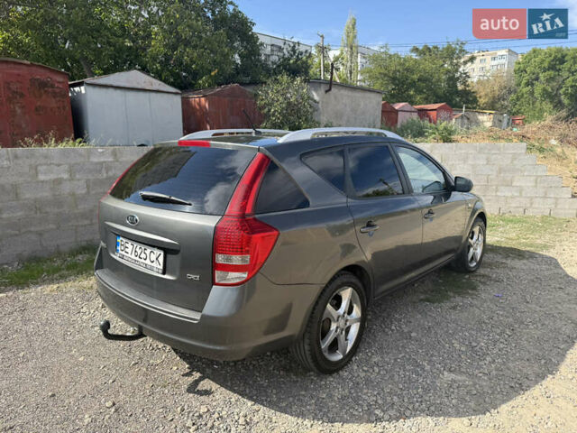 Серый Киа Сид, объемом двигателя 1.58 л и пробегом 224 тыс. км за 6250 $, фото 12 на Automoto.ua