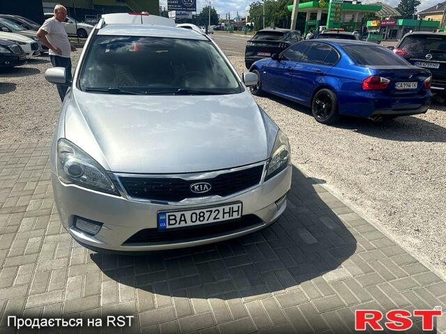 Сірий Кіа Сід, об'ємом двигуна 1.4 л та пробігом 200 тис. км за 7500 $, фото 1 на Automoto.ua