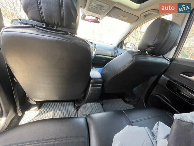 Серый Киа Сид, объемом двигателя 1.58 л и пробегом 255 тыс. км за 7199 $, фото 20 на Automoto.ua