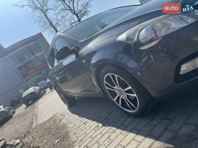 Серый Киа Сид, объемом двигателя 1.58 л и пробегом 255 тыс. км за 7199 $, фото 1 на Automoto.ua