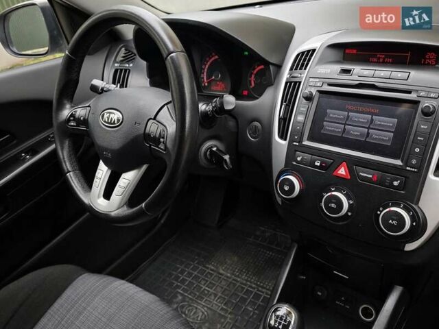 Сірий Кіа Сід, об'ємом двигуна 1.4 л та пробігом 209 тис. км за 5950 $, фото 34 на Automoto.ua