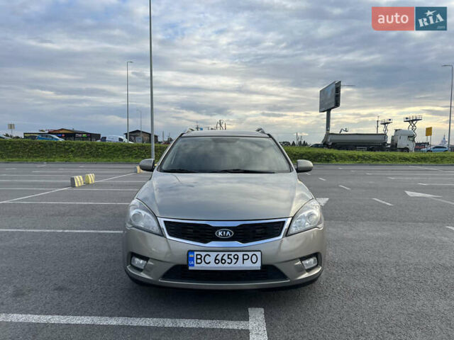 Сірий Кіа Сід, об'ємом двигуна 1.59 л та пробігом 192 тис. км за 6500 $, фото 2 на Automoto.ua