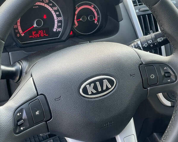 Серый Киа Сид, объемом двигателя 1.4 л и пробегом 213 тыс. км за 5000 $, фото 5 на Automoto.ua