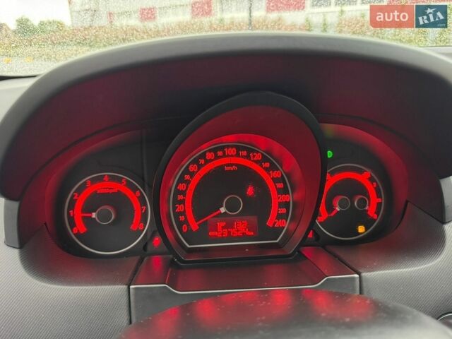 Серый Киа Сид, объемом двигателя 1.6 л и пробегом 237 тыс. км за 6250 $, фото 16 на Automoto.ua