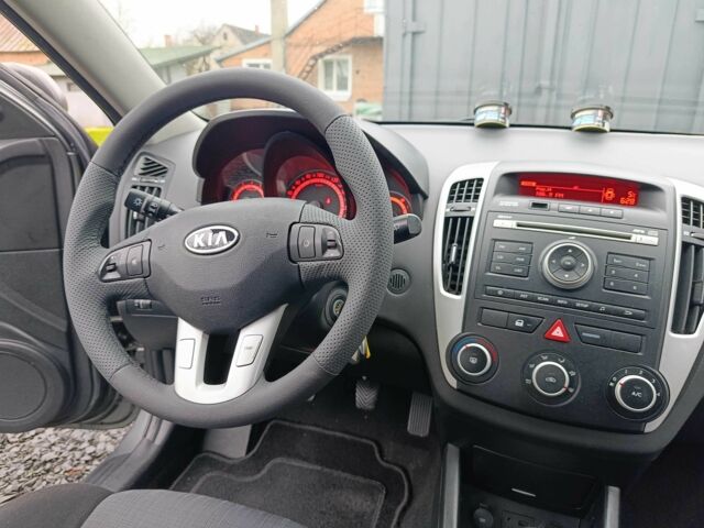 Сірий Кіа Сід, об'ємом двигуна 1.4 л та пробігом 187 тис. км за 6300 $, фото 8 на Automoto.ua