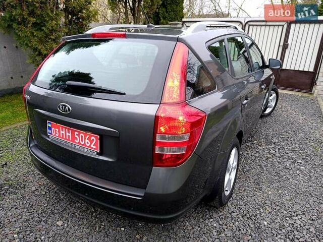 Серый Киа Сид, объемом двигателя 1.4 л и пробегом 187 тыс. км за 5999 $, фото 11 на Automoto.ua