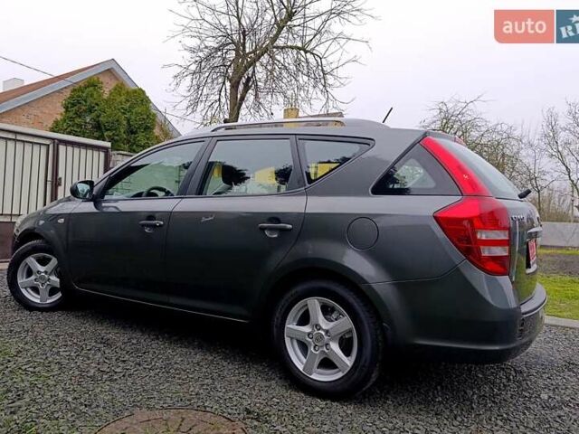 Серый Киа Сид, объемом двигателя 1.4 л и пробегом 187 тыс. км за 5999 $, фото 46 на Automoto.ua