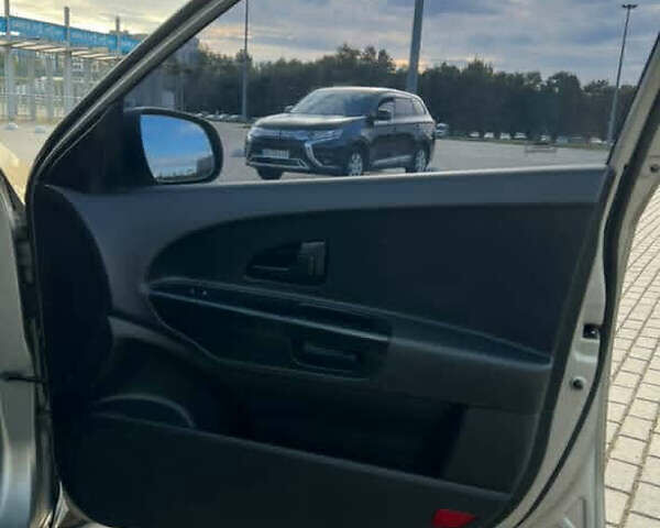 Сірий Кіа Сід, об'ємом двигуна 1.58 л та пробігом 198 тис. км за 6000 $, фото 6 на Automoto.ua