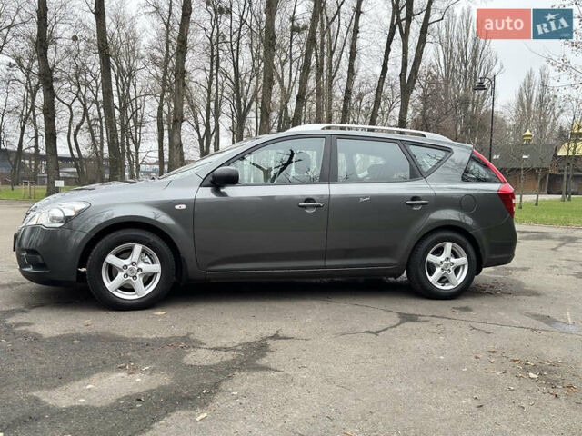 Серый Киа Сид, объемом двигателя 1.59 л и пробегом 187 тыс. км за 6700 $, фото 12 на Automoto.ua