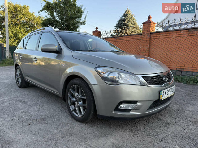 Серый Киа Сид, объемом двигателя 1.6 л и пробегом 190 тыс. км за 5900 $, фото 17 на Automoto.ua