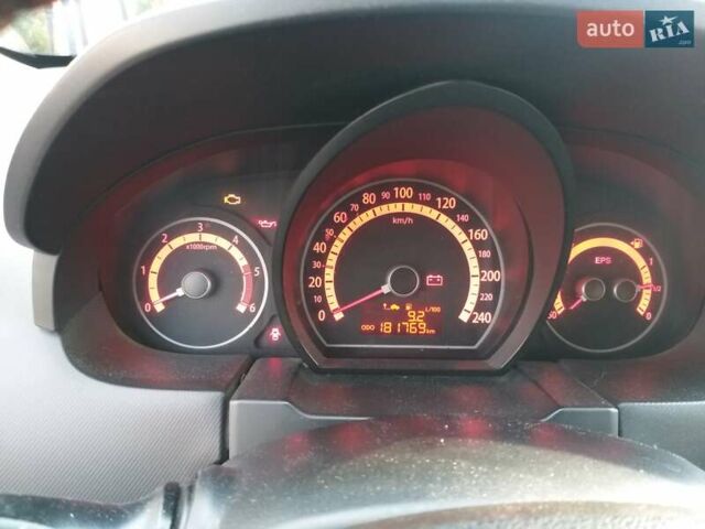 Серый Киа Сид, объемом двигателя 1.6 л и пробегом 181 тыс. км за 6100 $, фото 5 на Automoto.ua