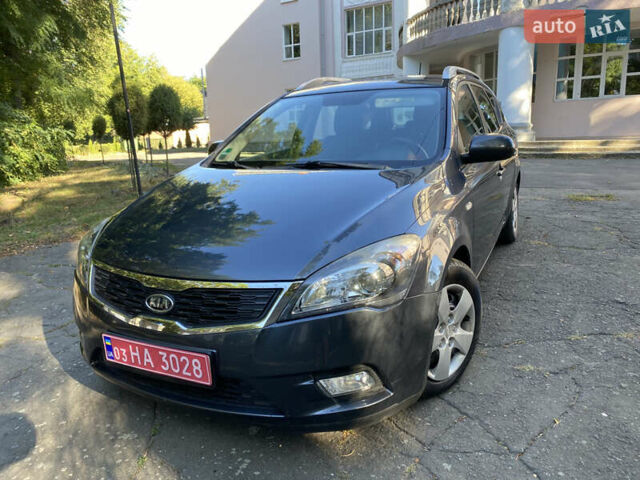 Серый Киа Сид, объемом двигателя 1.4 л и пробегом 181 тыс. км за 6700 $, фото 34 на Automoto.ua