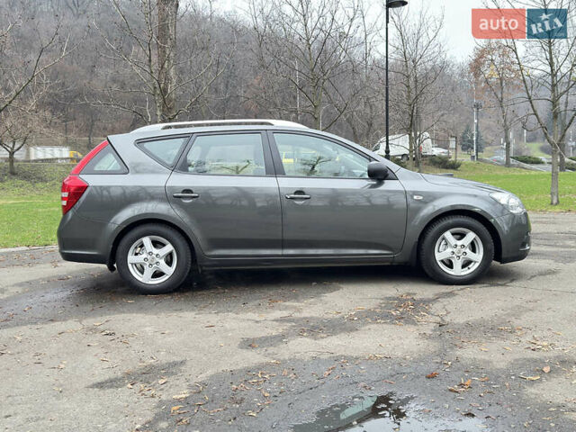 Серый Киа Сид, объемом двигателя 1.59 л и пробегом 187 тыс. км за 6700 $, фото 16 на Automoto.ua