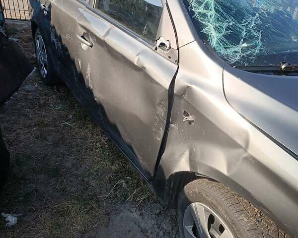 Сірий Кіа Сід, об'ємом двигуна 1.6 л та пробігом 300 тис. км за 2500 $, фото 17 на Automoto.ua