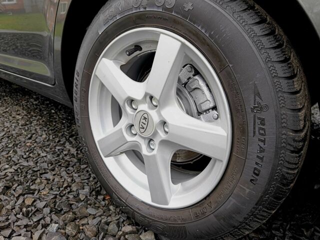 Сірий Кіа Сід, об'ємом двигуна 1.4 л та пробігом 187 тис. км за 6300 $, фото 20 на Automoto.ua